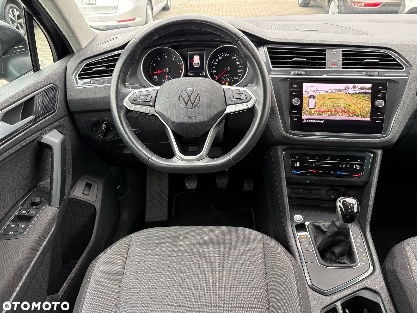 Volkswagen Tiguan 1.5 TSI EVO Life - 10