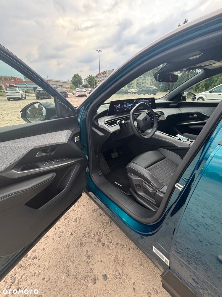 Peugeot 3008 1.2 PureTech mHEV Allure Pack S&S e-DCS6 - 11