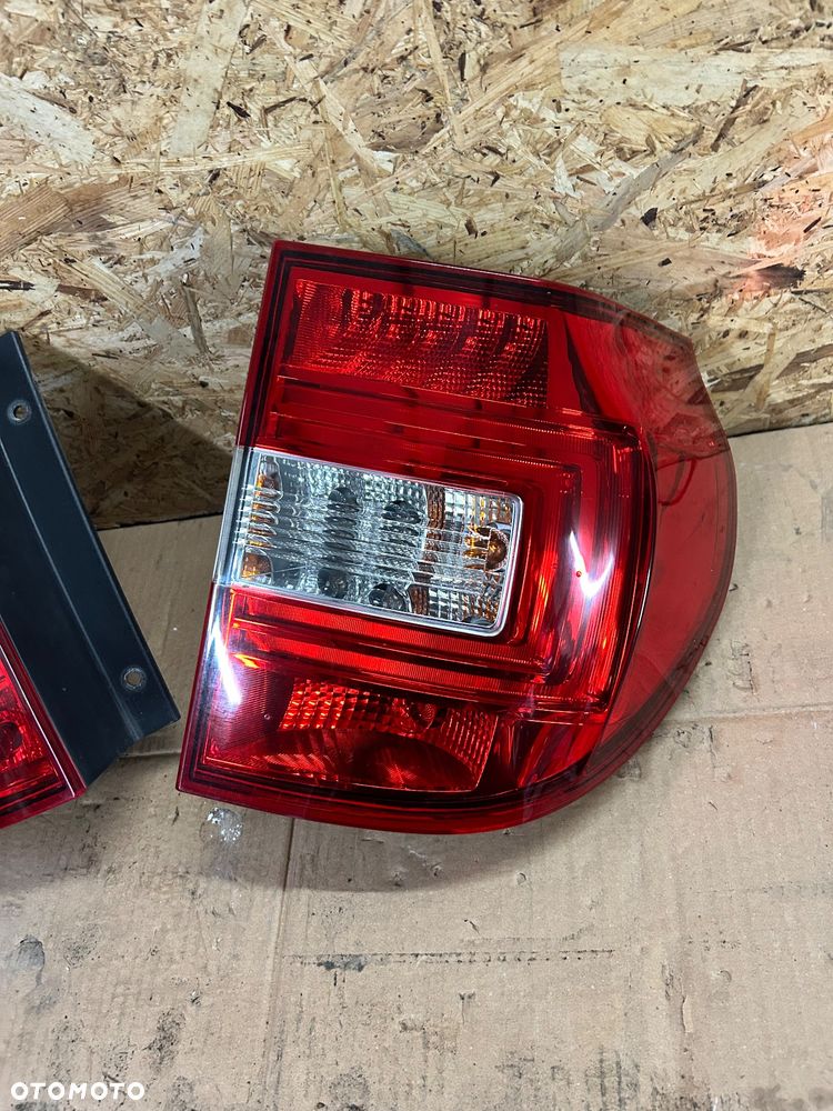 Skoda Yeti I lift lampa lewy tył prawy tył 5LD945095 5LD945096 Yeti II 2013-2016 - 2