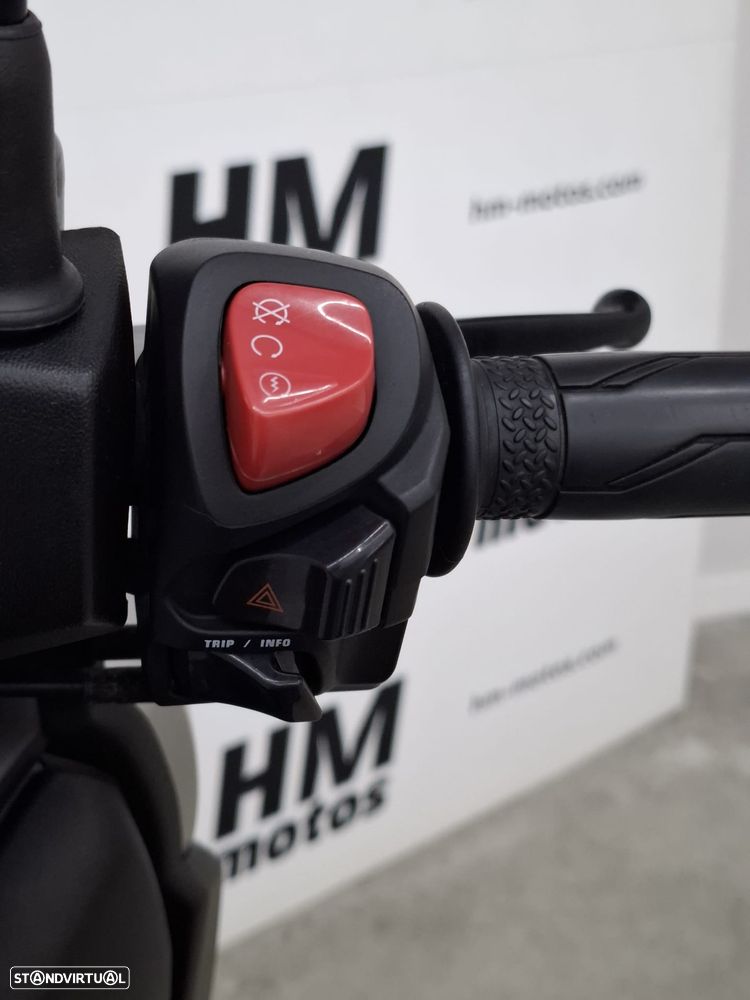 Yamaha X-Max 400 - 18 MESES DE GARANTIA - 10