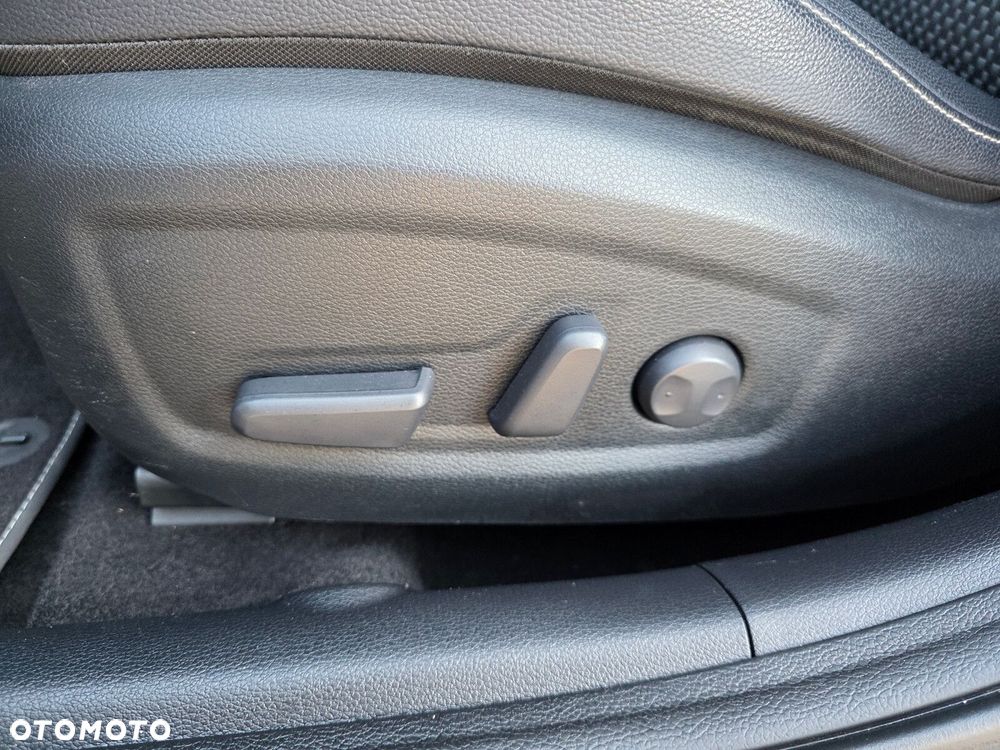 Kia Ceed - 17