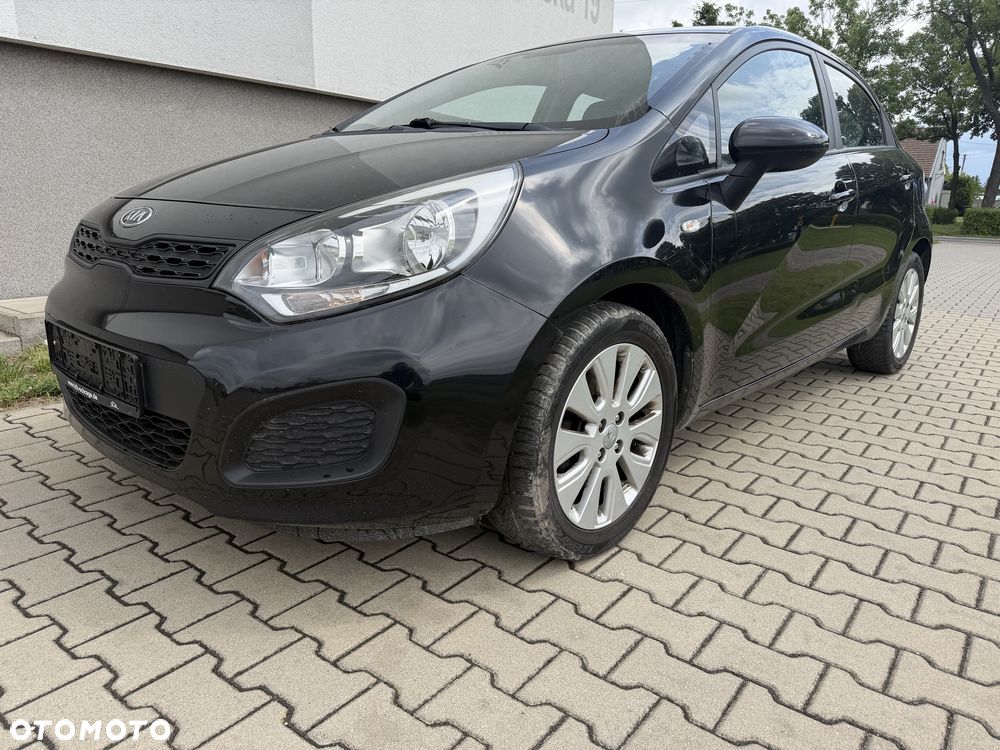 Kia Rio - 2