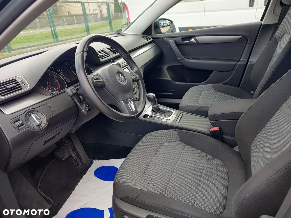 Volkswagen Passat 2.0 TDI Comfortline DSG - 7