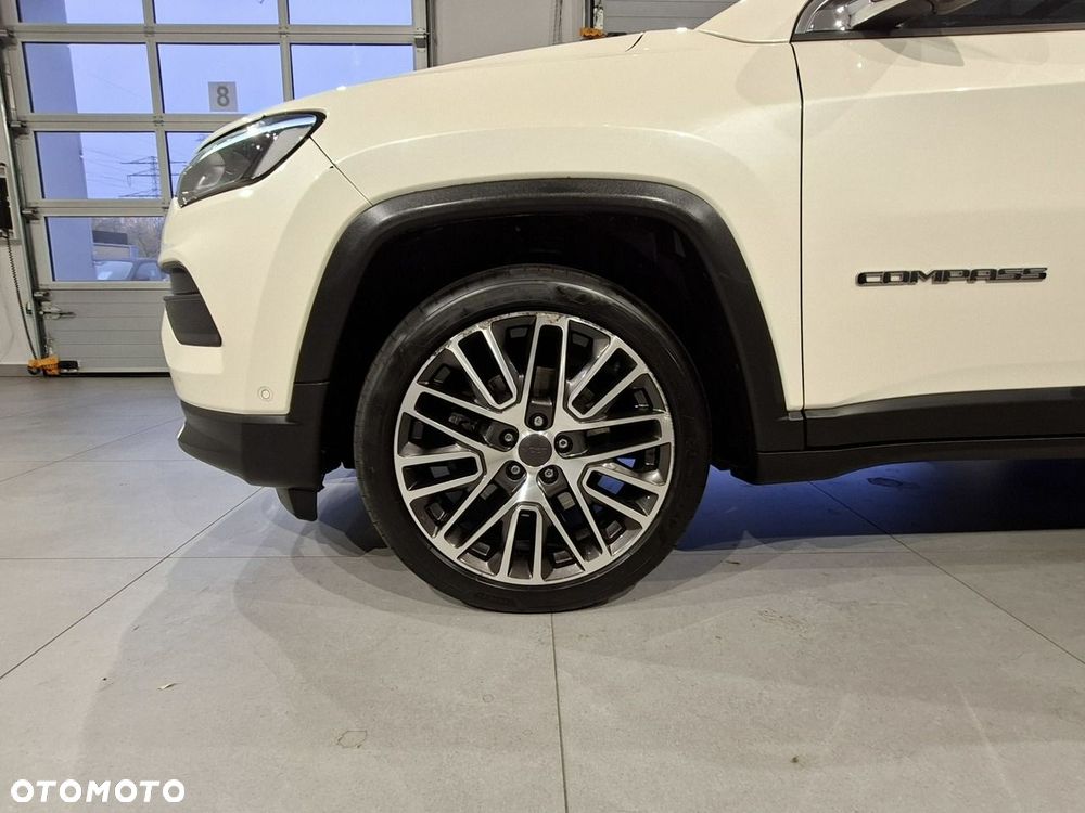 Jeep Compass - 29