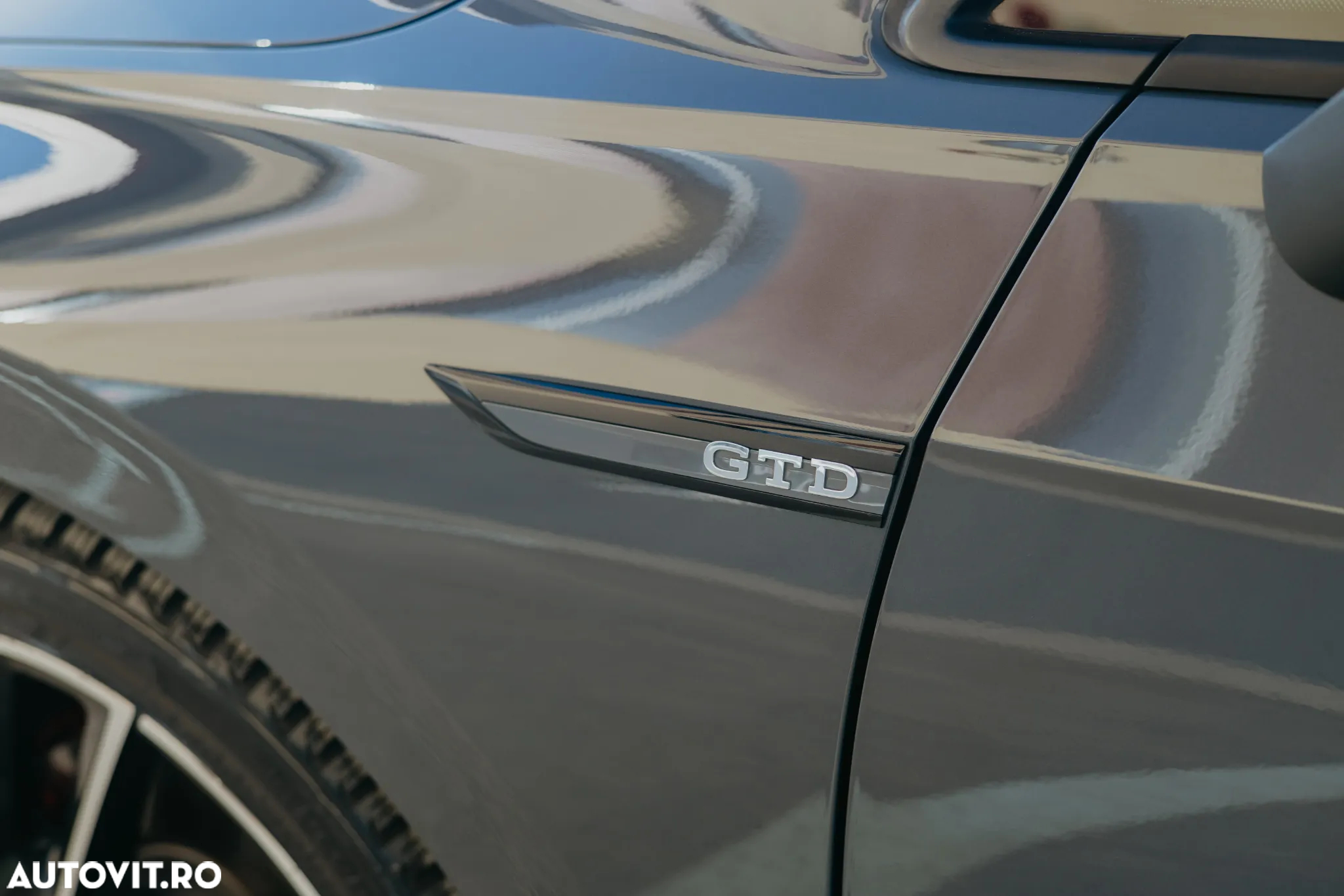Volkswagen Golf 2.0 TDI DSG GTD - 6