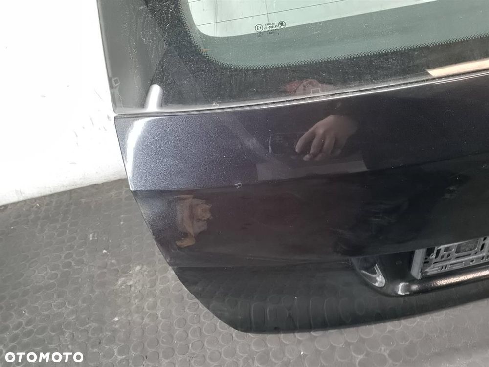 KLAPA BAGAŻNIKA SKODA SUPERB II LF9R - 7