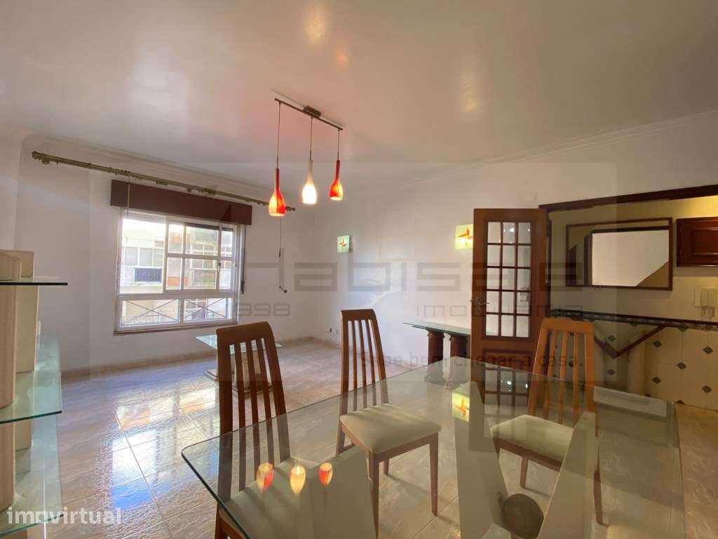 Apartamento T2 Grandes áreas - Grande imagem: 3/30