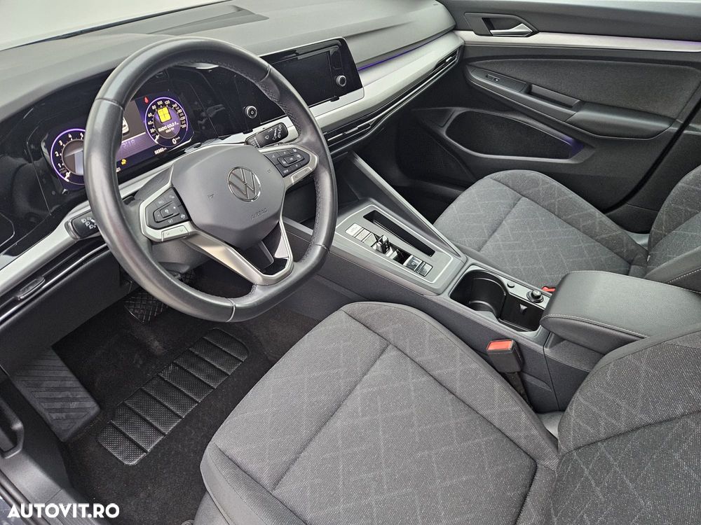 Volkswagen Golf 1.0 eTSI DSG MHEV Life - 10