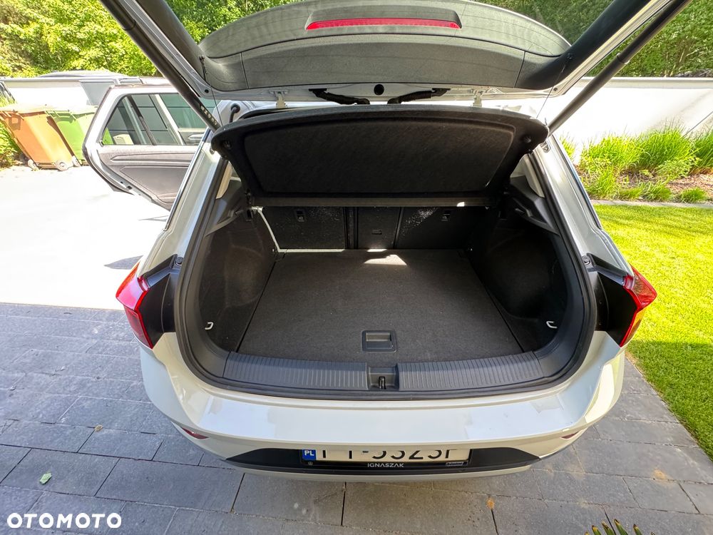 Volkswagen T-Roc - 25