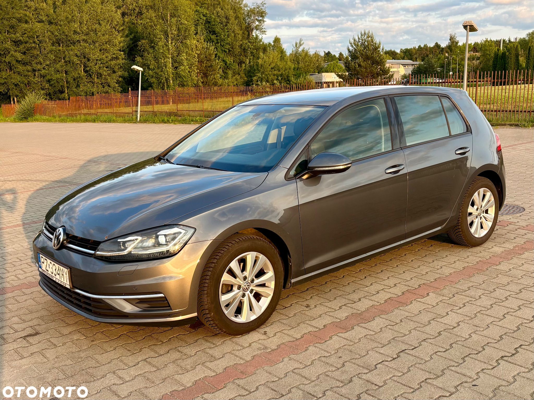 Volkswagen Golf VII 1.0 TSI BMT Comfortline - 1