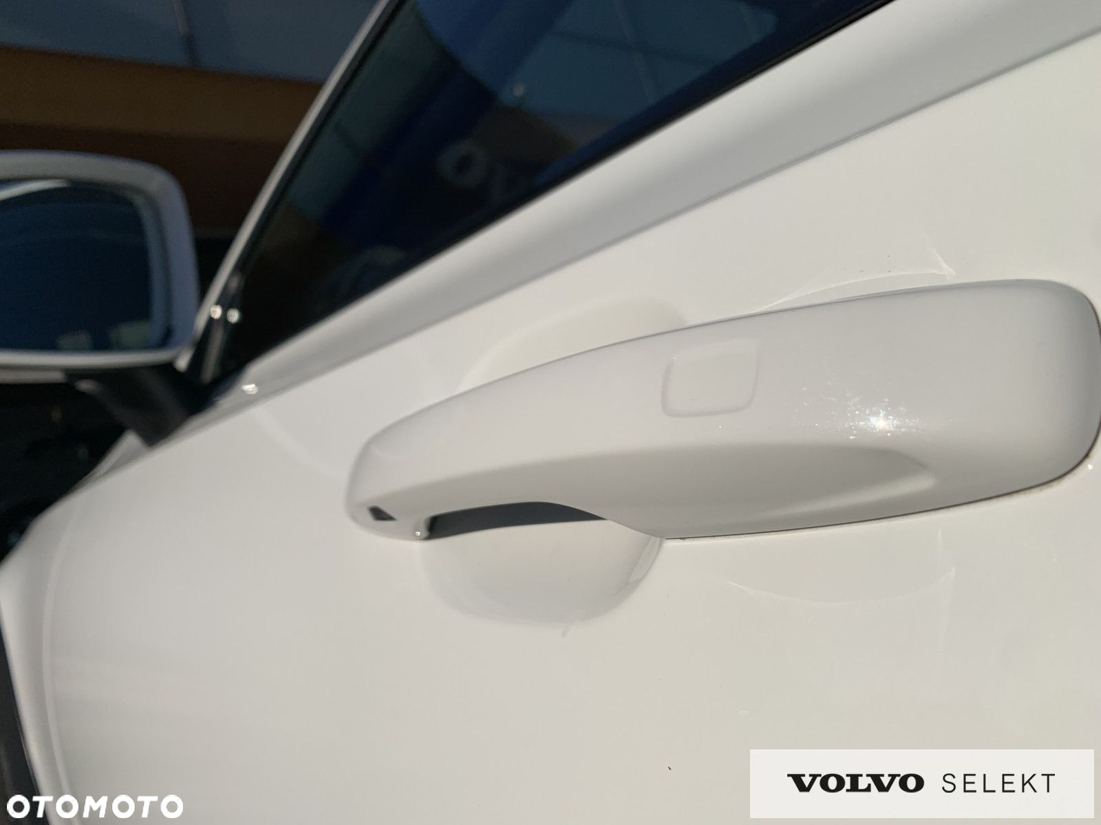 Volvo V90 Cross Country - 13