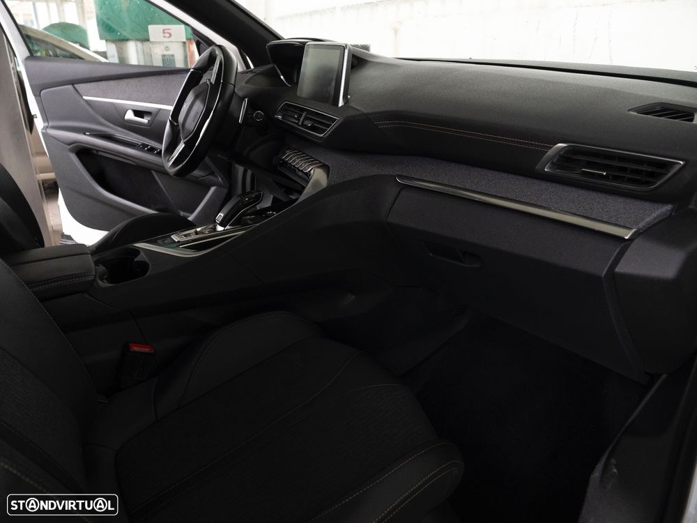 Peugeot 3008 1.5 BlueHDi GT Line EAT8 - 3