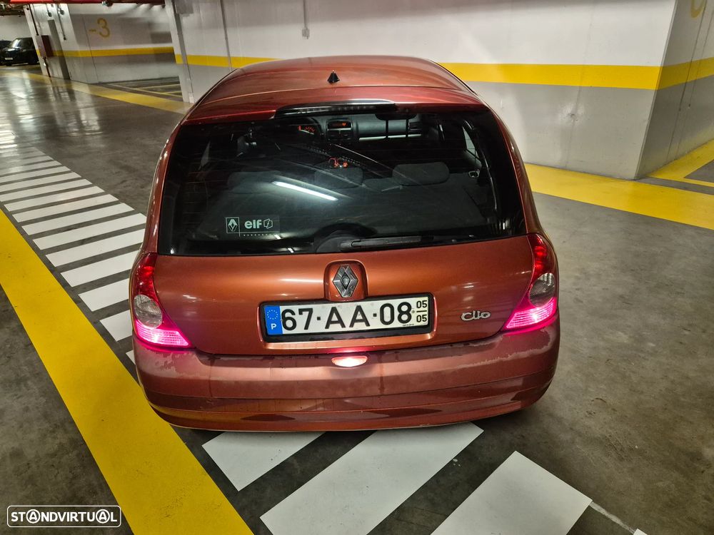Renault Clio 1.2 16V SE Extreme - 14