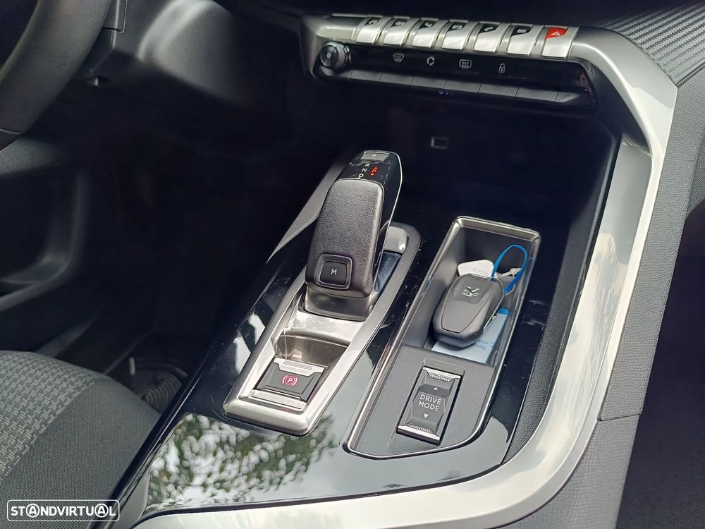 Peugeot 5008 PureTech 130 EAT8 Stop & Start Active Pack - 30