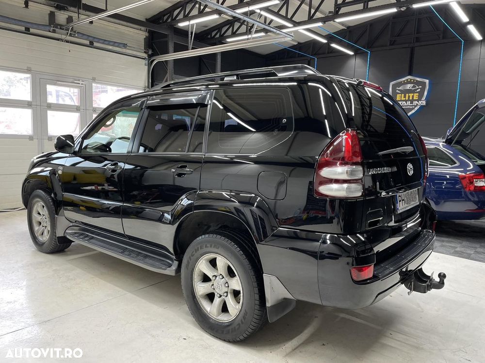 Toyota Land Cruiser 3.0 TD-4D VIP - 2