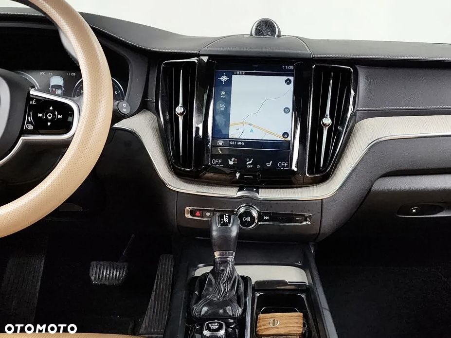 Volvo XC 60 - 11