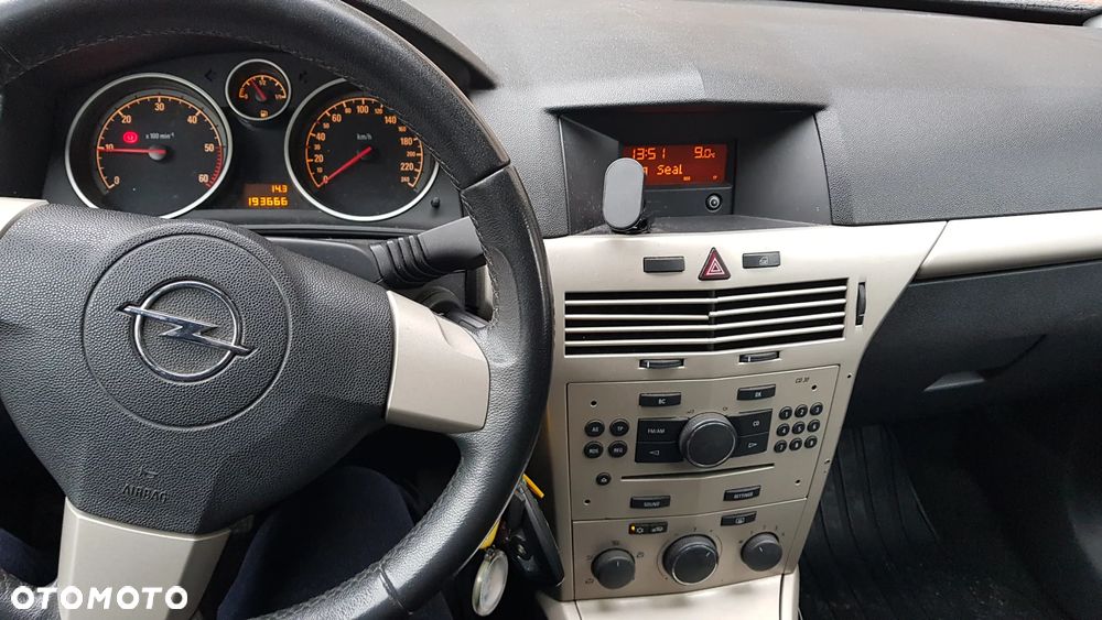 Opel Astra - 13