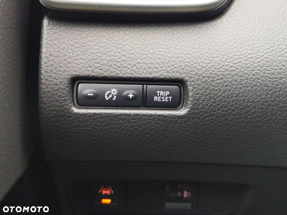 Nissan Qashqai 1.2 DIG-T N-Connecta - 23