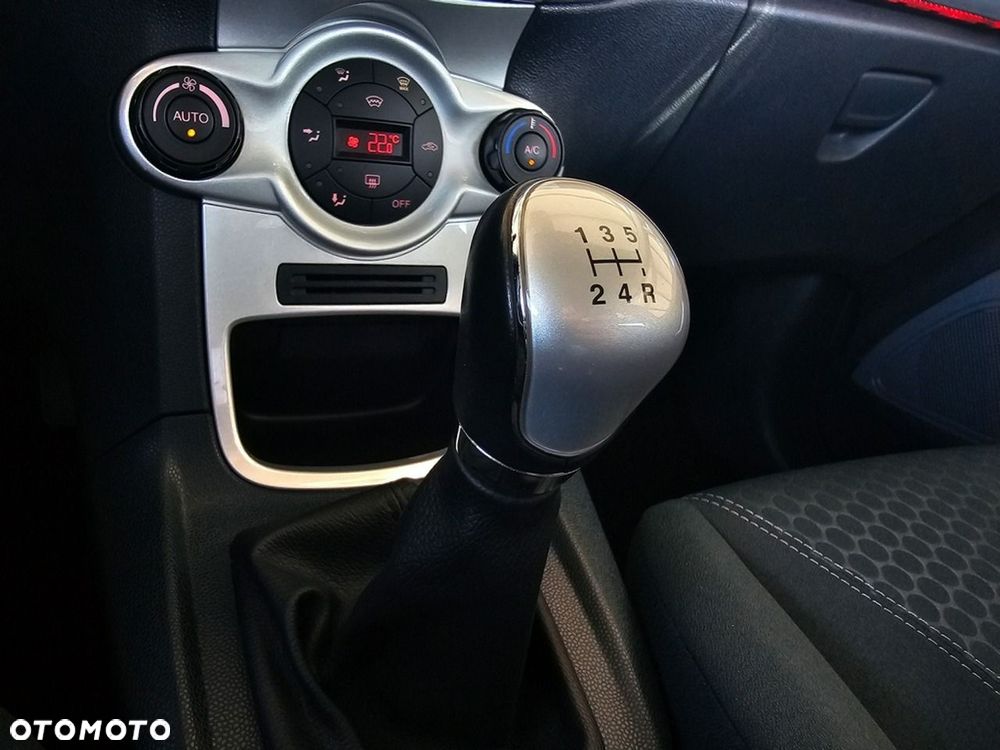 Ford Fiesta - 20