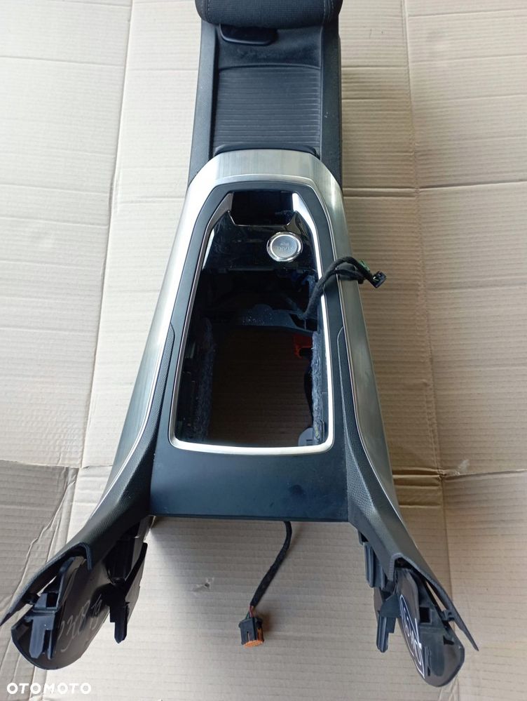 PEUGEOT 308 T9 TUNEL ŚRODKOWY PODŁOKIETNIK EUROPA - 2