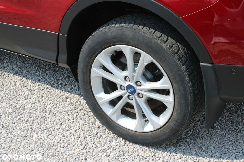 Ford Kuga - 10