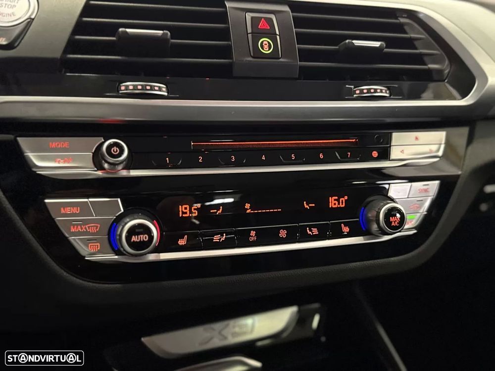 BMW X3 30 d xDrive Advantage - 33