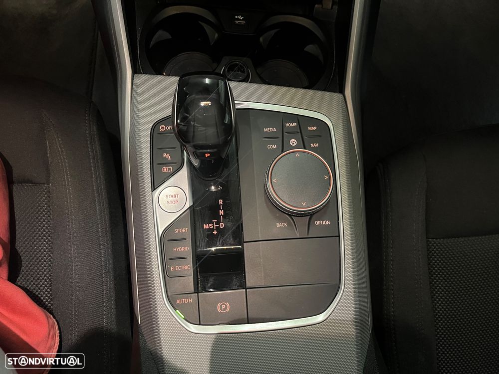 BMW 330 e Corporate Edition Auto - 46
