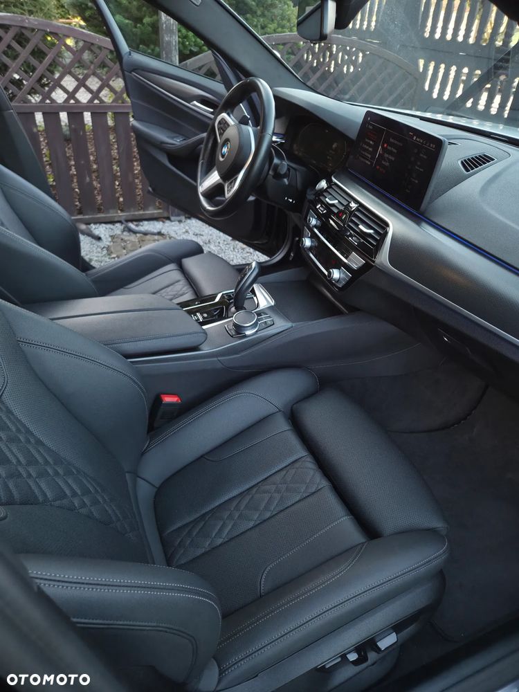 BMW Seria 5 530i GPF M Sport sport - 11