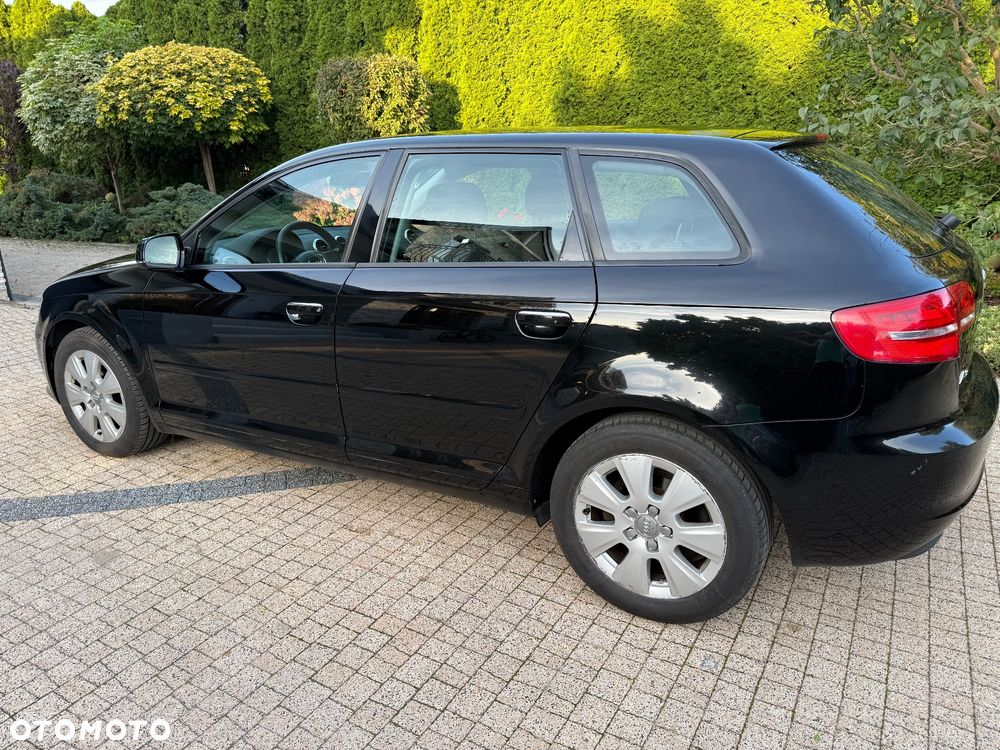 Audi A3 2.0 TDI DPF Attraction S tronic - 2