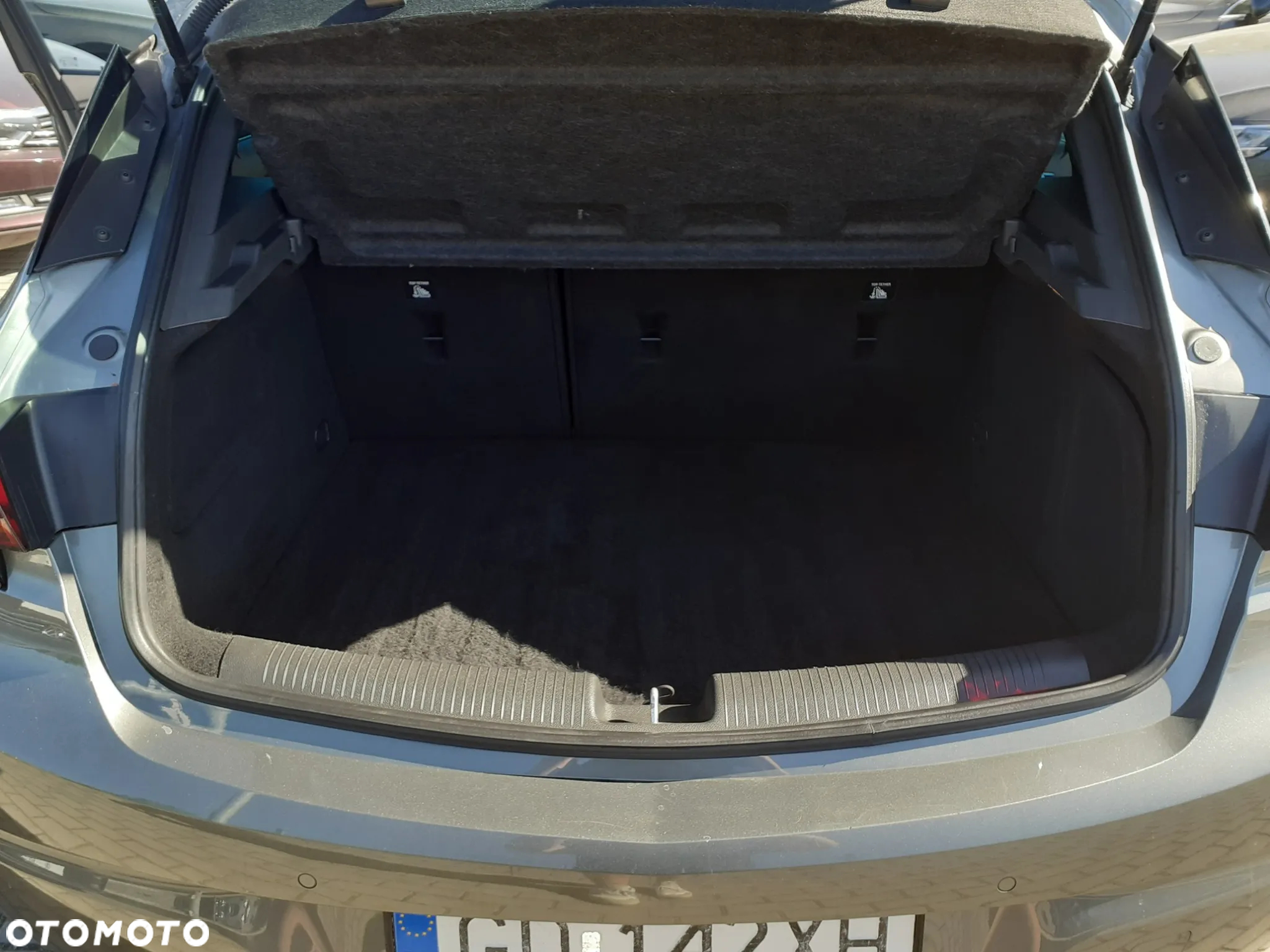 Opel Astra V 1.2 T GS Line S&S - 12