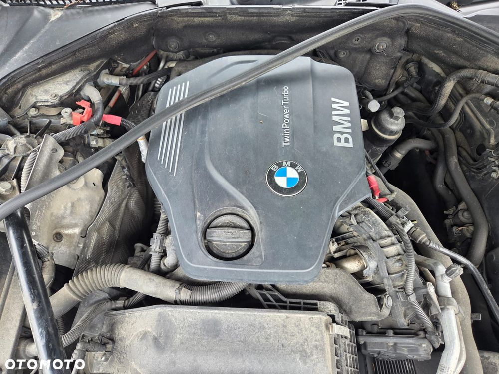 BMW Seria 5 520d xDrive Luxury Line - 9