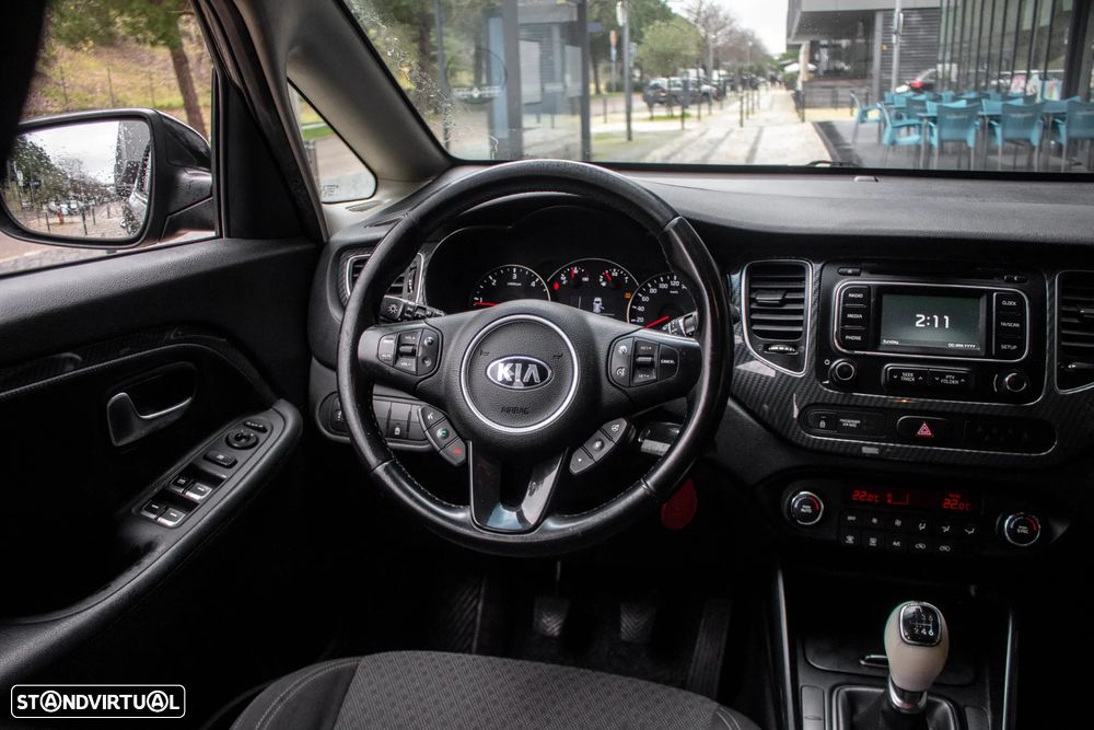Kia Carens 1.7 CRDi ISG EX - 35