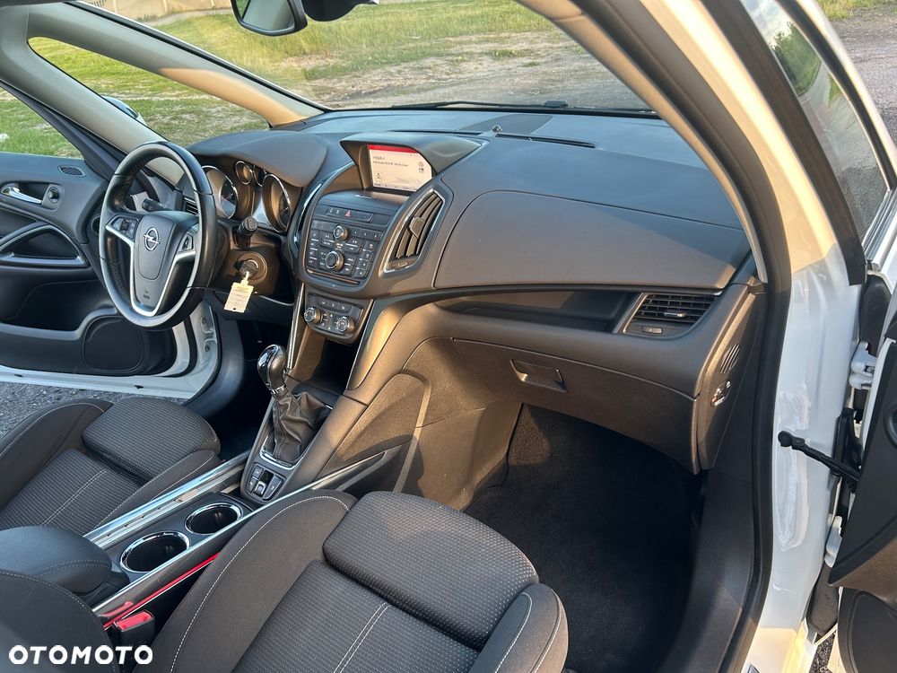 Opel Zafira - 14