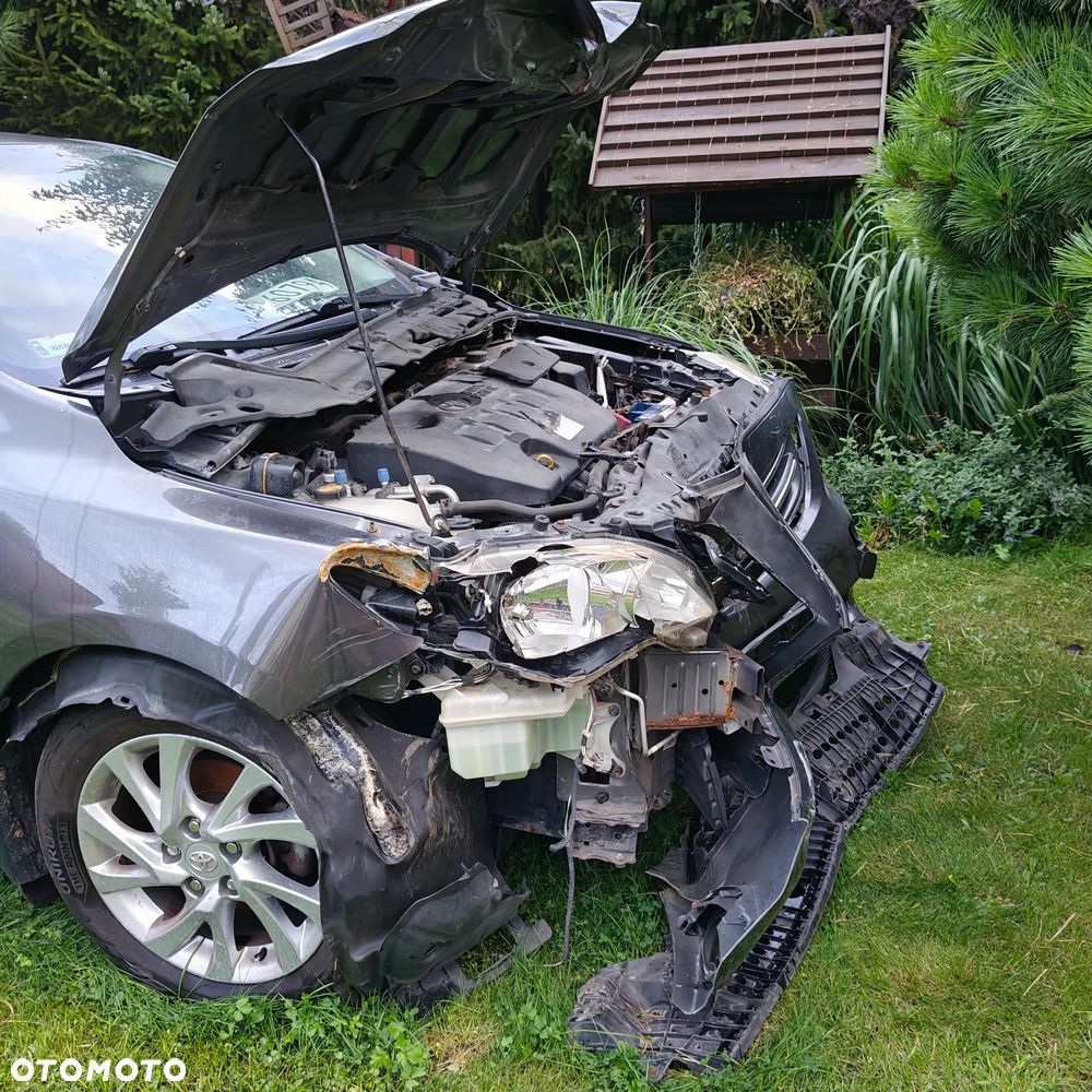 Toyota Corolla 1.6 2010 - 9