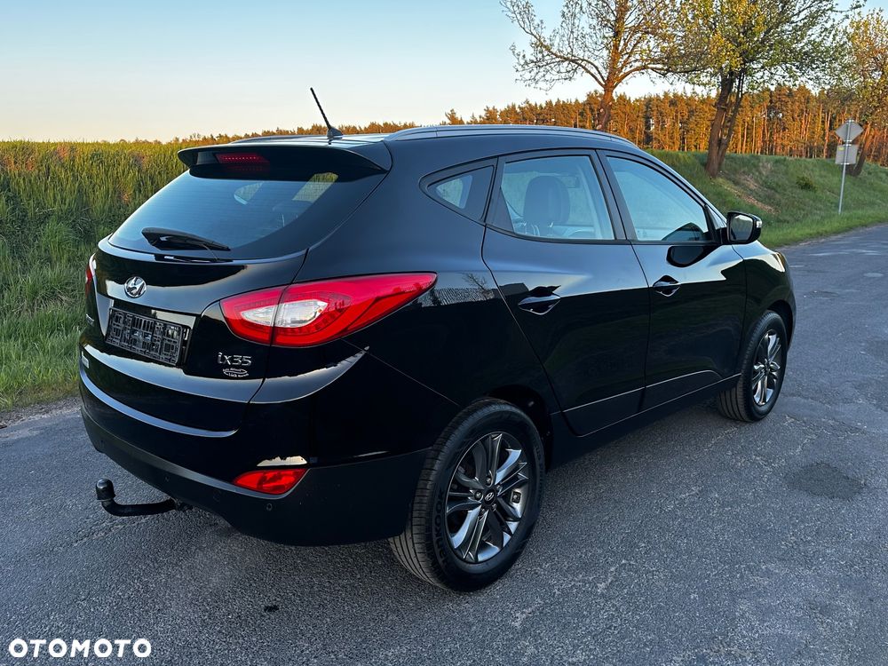 Hyundai ix35 1.6 2WD Fifa World Cup Edition - 4