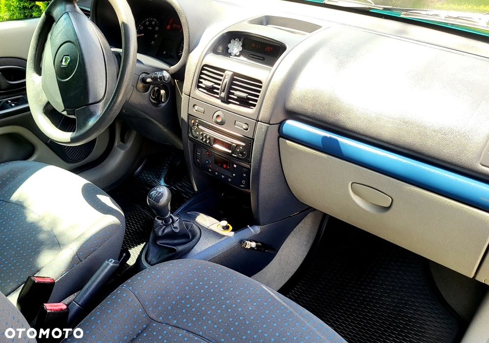 Renault Clio 1.4 16V Dynamique - 3