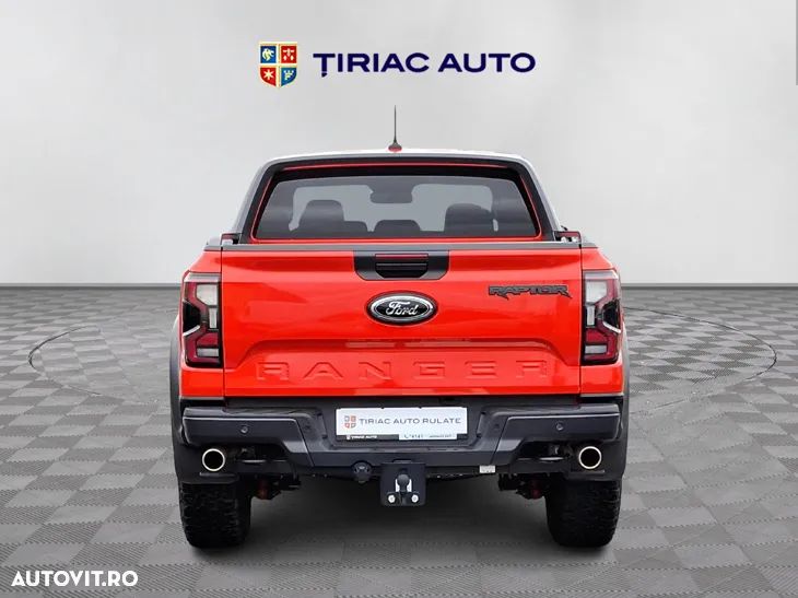 Ford Raptor - 5
