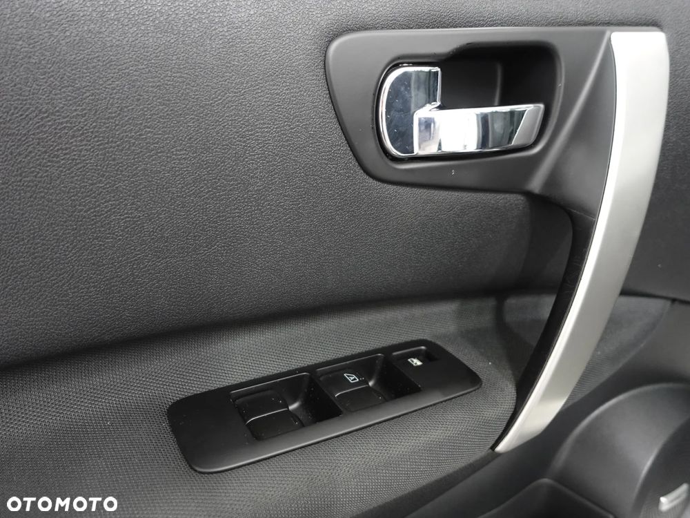 Nissan Qashqai+2 2.0 I-Way - 19