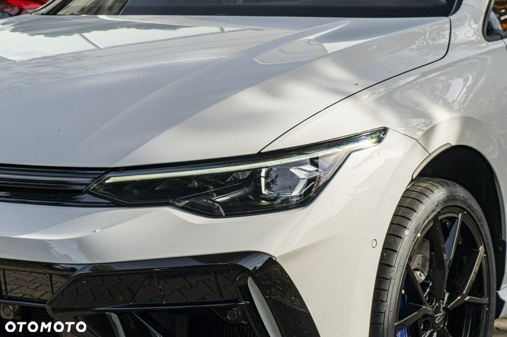 Volkswagen Golf - 14