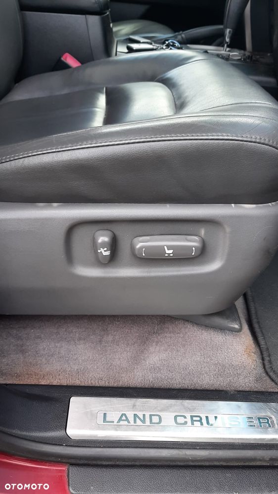 Toyota Land Cruiser LC 4.5 V8 D-4D Prestige 7os - 19