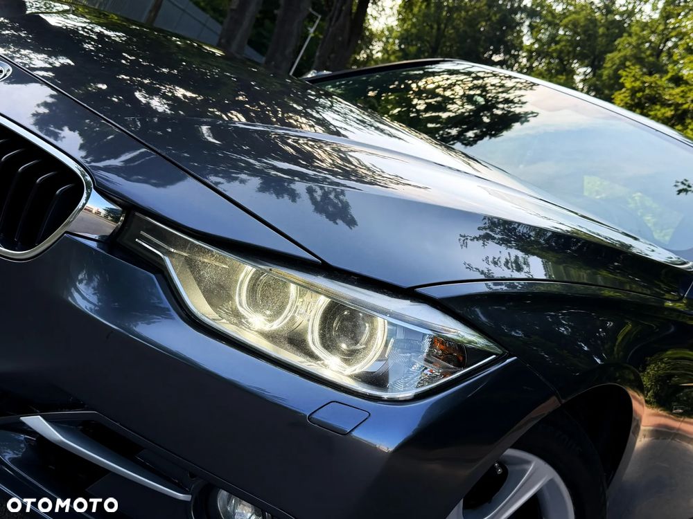 BMW Seria 3 320i Sport Line - 3