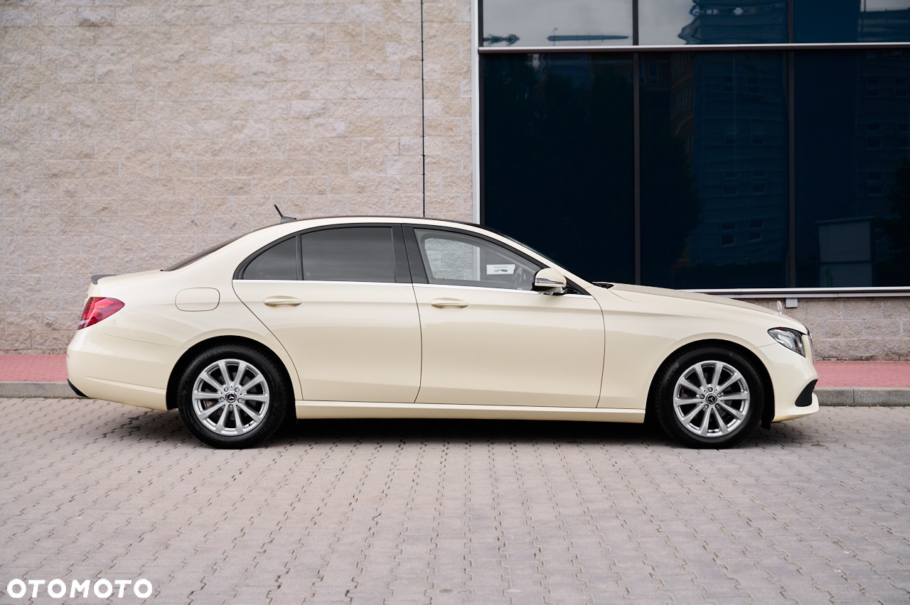 Mercedes-Benz Klasa E 200 d 9G-TRONIC - 14