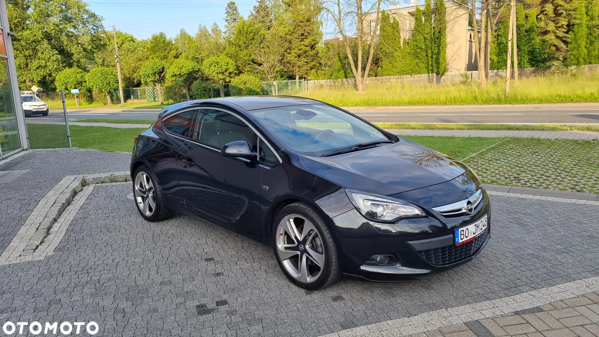 Opel Astra GTC 1.4 Turbo - 4