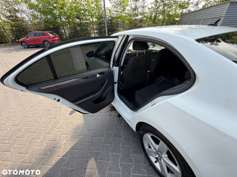 Volkswagen Jetta 2.0 TDI DPF BMT Comfortline - 8