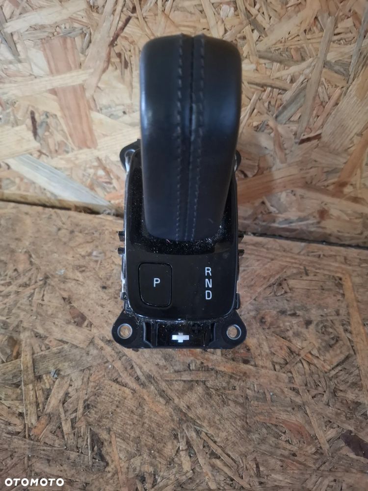 Volvo XC40 Wybierak Zmiany Biegów Automat 31437334 - 4