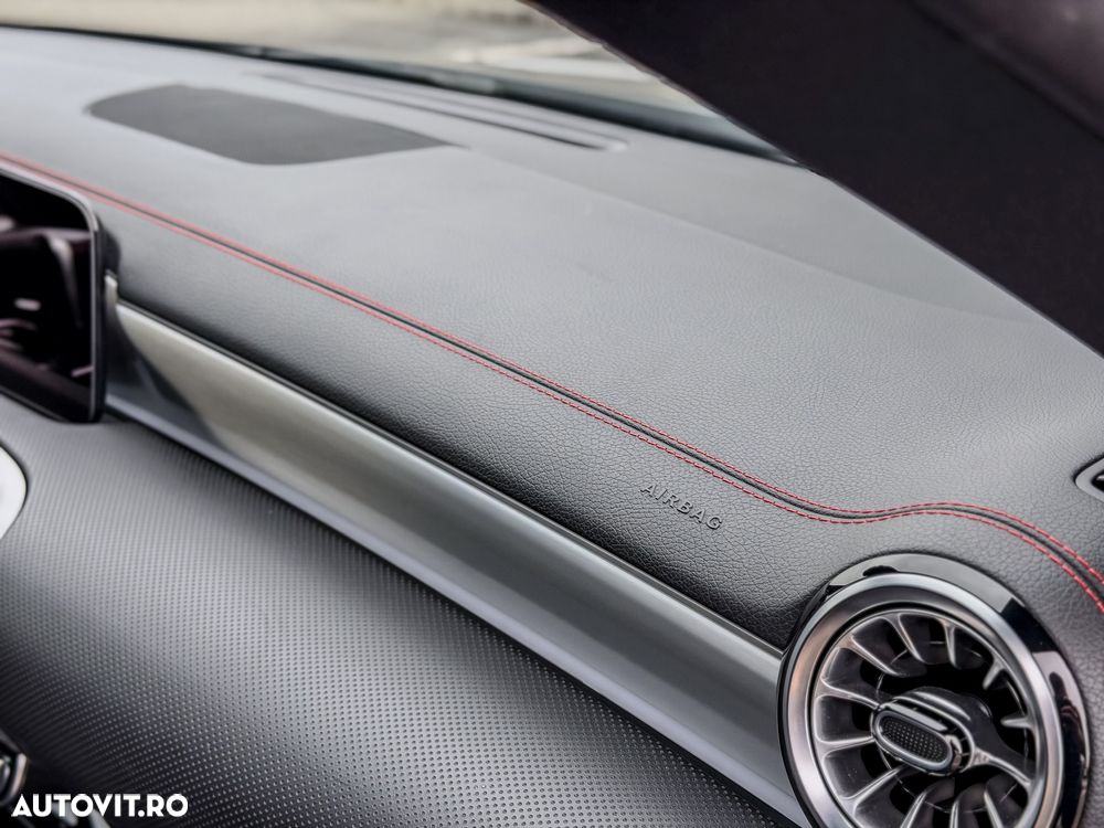 Mercedes-Benz CLA 250 4MATIC 8G-DCT AMG Line Advanced Plus - 31