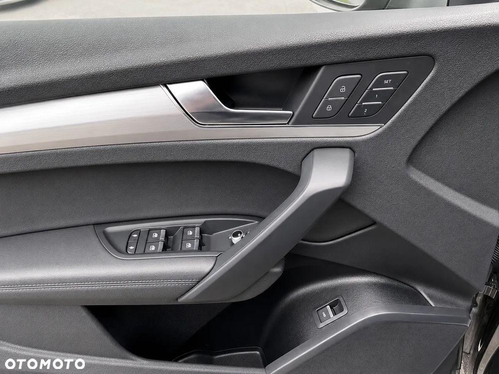 Audi Q5 45 TFSI quattro S tronic sport - 13