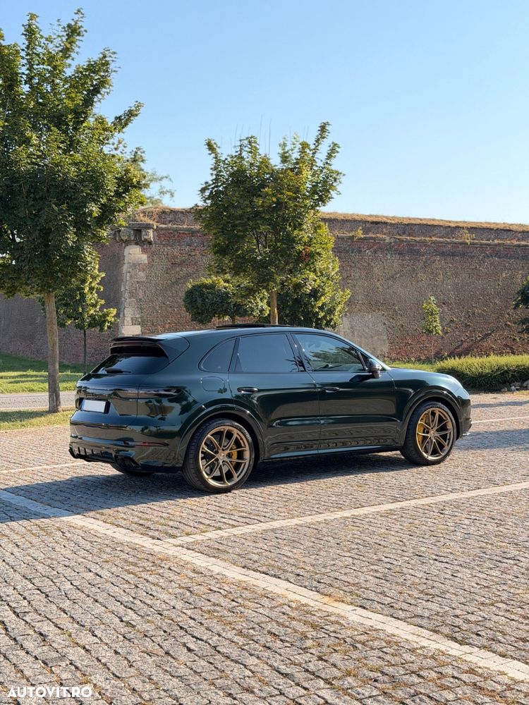 Porsche Cayenne Turbo Tiptronic S - 3