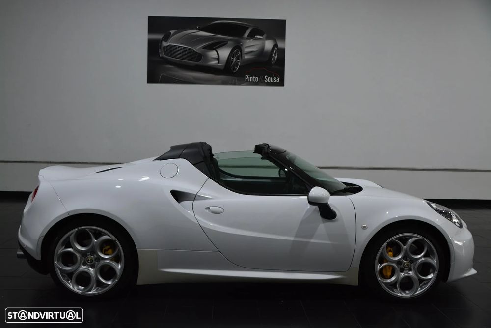 Alfa Romeo 4C Spider 1750 TBi - 20