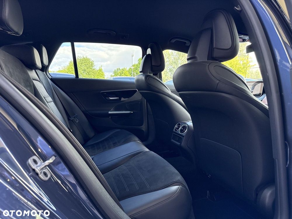Mercedes-Benz Klasa C 220 d mHEV 4-Matic AMG - 15